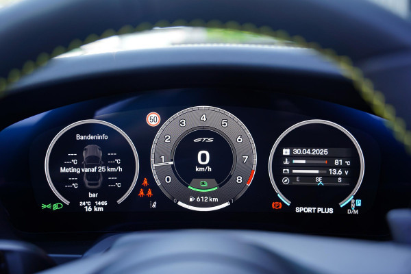 Porsche 911 Cabrio 3.0 Carrera GTS PTS Brewster Green Ceramic