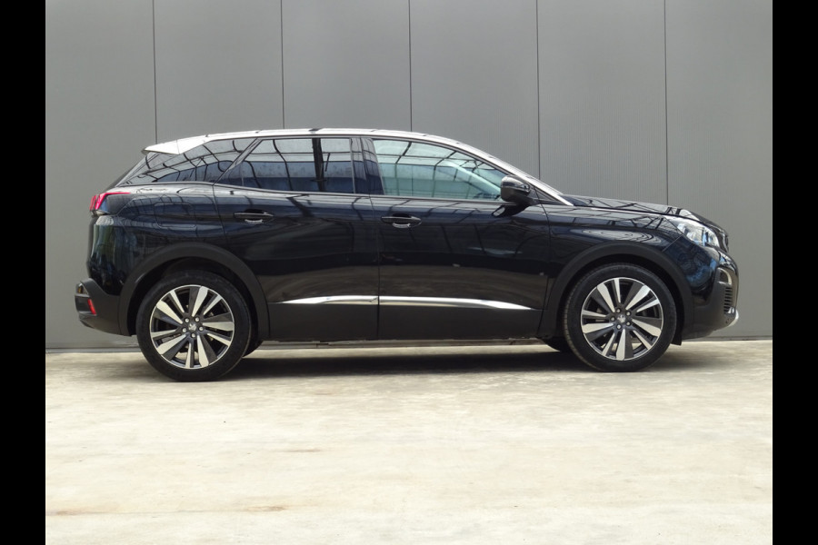 Peugeot 3008 1.2 PureTech Allure * CARPAY * 19 INCH !!