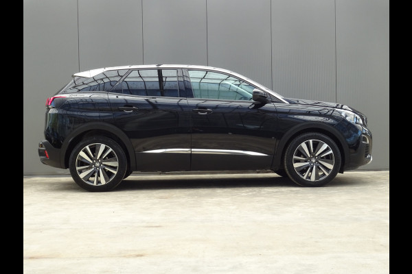Peugeot 3008 1.2 PureTech Allure * CARPAY * 19 INCH !!