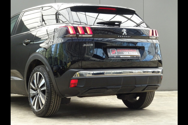 Peugeot 3008 1.2 PureTech Allure * CARPAY * 19 INCH !!