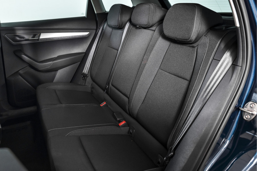 Škoda Karoq 1.5 TSI ACT 150 PK Business Edition - Automaat | Dig. Cockpit | Cruise | Stoel-+Stuurverw. | PDC | Camera | App. Connect | ECC | DAB | LM 17" | 4167
