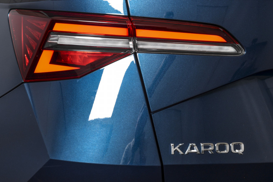 Škoda Karoq 1.5 TSI ACT 150 PK Business Edition - Automaat | Dig. Cockpit | Cruise | Stoel-+Stuurverw. | PDC | Camera | App. Connect | ECC | DAB | LM 17" | 4167