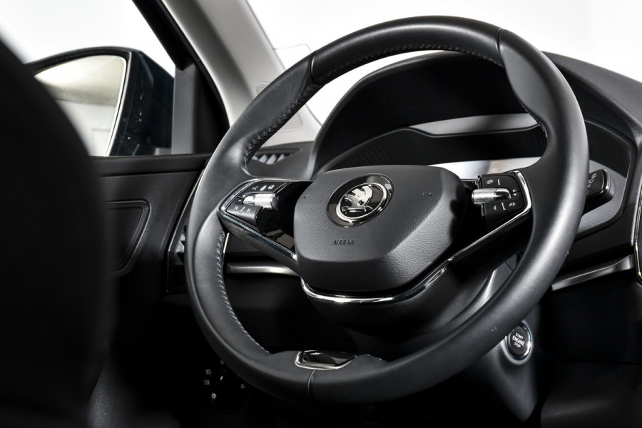 Škoda Karoq 1.5 TSI ACT 150 PK Business Edition - Automaat | Dig. Cockpit | Cruise | Stoel-+Stuurverw. | PDC | Camera | App. Connect | ECC | DAB | LM 17" | 4167