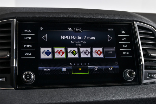 Škoda Karoq 1.5 TSI ACT 150 PK Business Edition - Automaat | Dig. Cockpit | Cruise | Stoel-+Stuurverw. | PDC | Camera | App. Connect | ECC | DAB | LM 17" | 4167