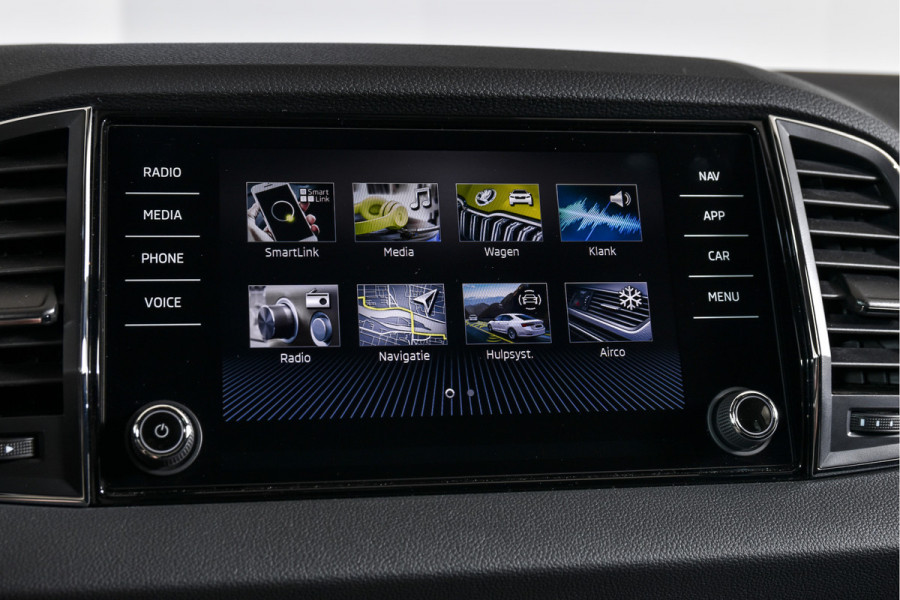 Škoda Karoq 1.5 TSI ACT 150 PK Business Edition - Automaat | Dig. Cockpit | Cruise | Stoel-+Stuurverw. | PDC | Camera | App. Connect | ECC | DAB | LM 17" | 4167