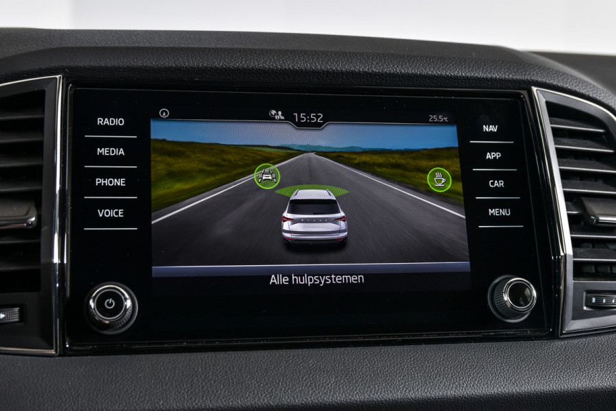 Škoda Karoq 1.5 TSI ACT 150 PK Business Edition - Automaat | Dig. Cockpit | Cruise | Stoel-+Stuurverw. | PDC | Camera | App. Connect | ECC | DAB | LM 17" | 4167