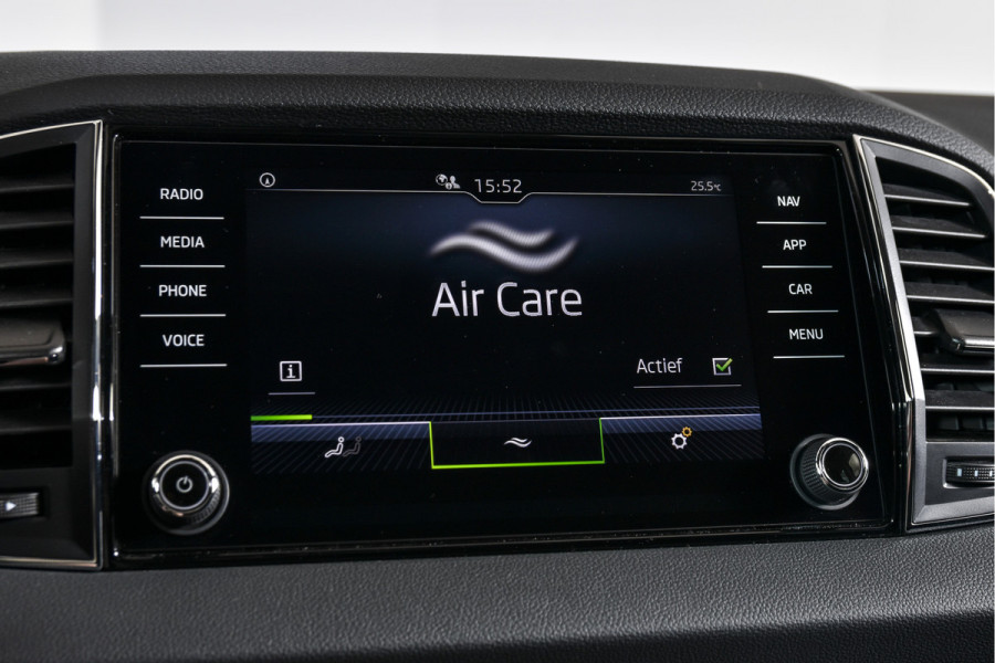 Škoda Karoq 1.5 TSI ACT 150 PK Business Edition - Automaat | Dig. Cockpit | Cruise | Stoel-+Stuurverw. | PDC | Camera | App. Connect | ECC | DAB | LM 17" | 4167