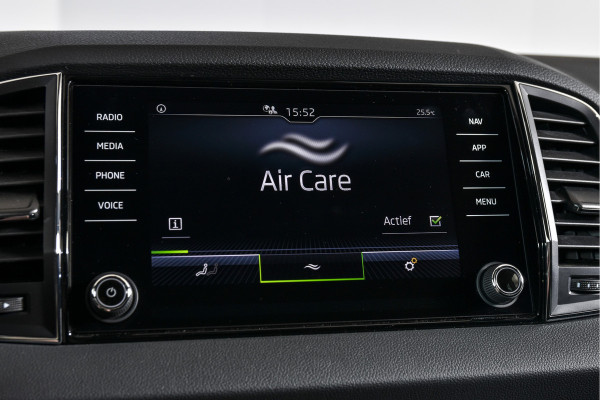 Škoda Karoq 1.5 TSI ACT 150 PK Business Edition - Automaat | Dig. Cockpit | Cruise | Stoel-+Stuurverw. | PDC | Camera | App. Connect | ECC | DAB | LM 17" | 4167
