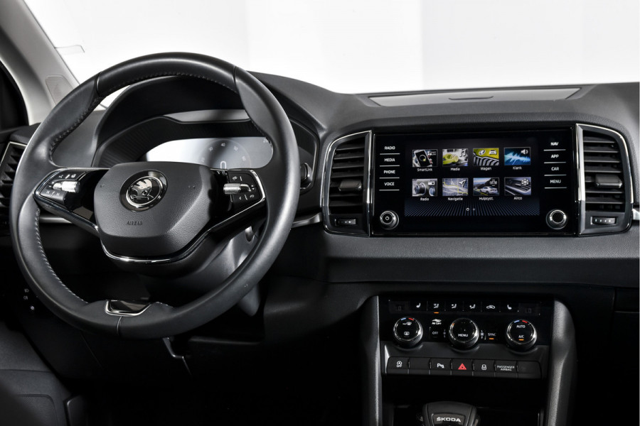 Škoda Karoq 1.5 TSI ACT 150 PK Business Edition - Automaat | Dig. Cockpit | Cruise | Stoel-+Stuurverw. | PDC | Camera | App. Connect | ECC | DAB | LM 17" | 4167