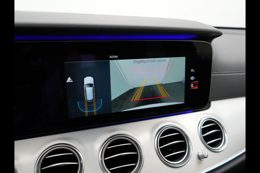Mercedes-Benz E-Klasse Estate 300 e AMG Plug In Hybrid 320pk Dealer O.H PHEV | Widescreen Navi | Sfeerverlichting | Night Pakket | Camera | Apple Carplay | Alcantara Sportstoelen Verwarmd | LED |