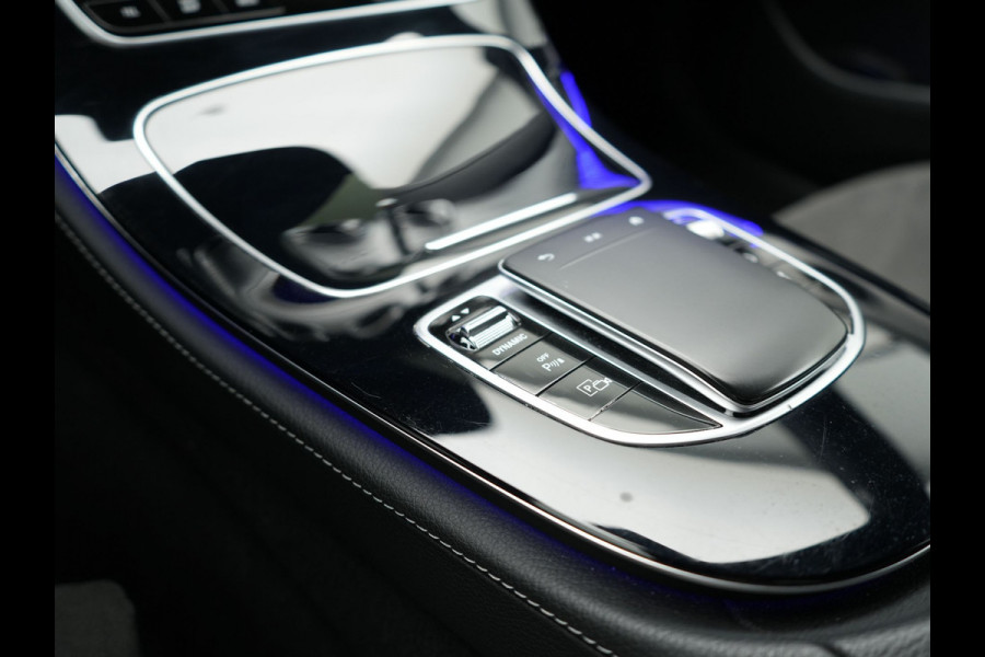 Mercedes-Benz E-Klasse Estate 300 e AMG Plug In Hybrid 320pk Dealer O.H PHEV | Widescreen Navi | Sfeerverlichting | Night Pakket | Camera | Apple Carplay | Alcantara Sportstoelen Verwarmd | LED |