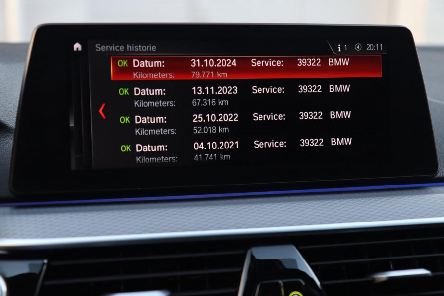 BMW 5 Serie Touring 540i xDrive M Sport / PANODAK / CAMERA / HUD / H&K / KEYLESS / 20''