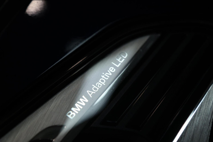BMW 5 Serie Touring 540i xDrive M Sport / PANODAK / CAMERA / HUD / H&K / KEYLESS / 20''