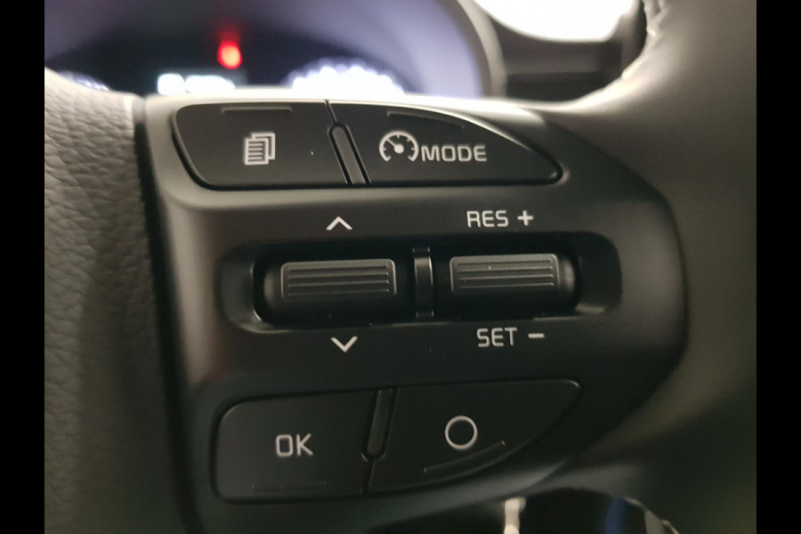 Kia Picanto 1.0 DPi Automaat DynamicLine Navigatie  Apple Carplay / Android Auto Airco Camera  DAB  Lichtmetalen velgen  Bluetooth