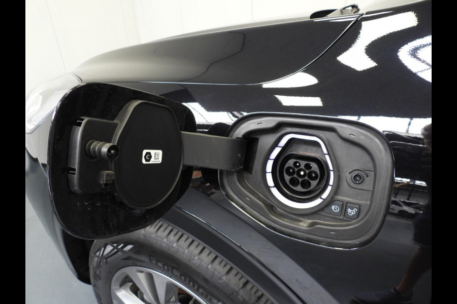 Ford Kuga 2.5 PHEV Plug-In ST-Line TREKHAAK/SCHUIFDAK/CLIMA/CAMERA/18"LMV!