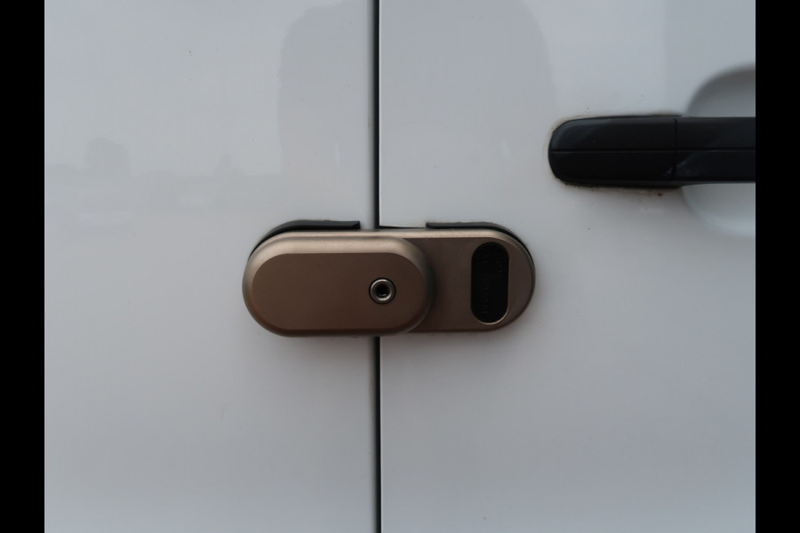 Ford Transit Custom 2.0 TDCi Euro6 L1H1 Trend 280 CARPLAY/NAVI/TREKH./CRUISE/PDC/IMPERIAAL/VOORRUITVERWARMING