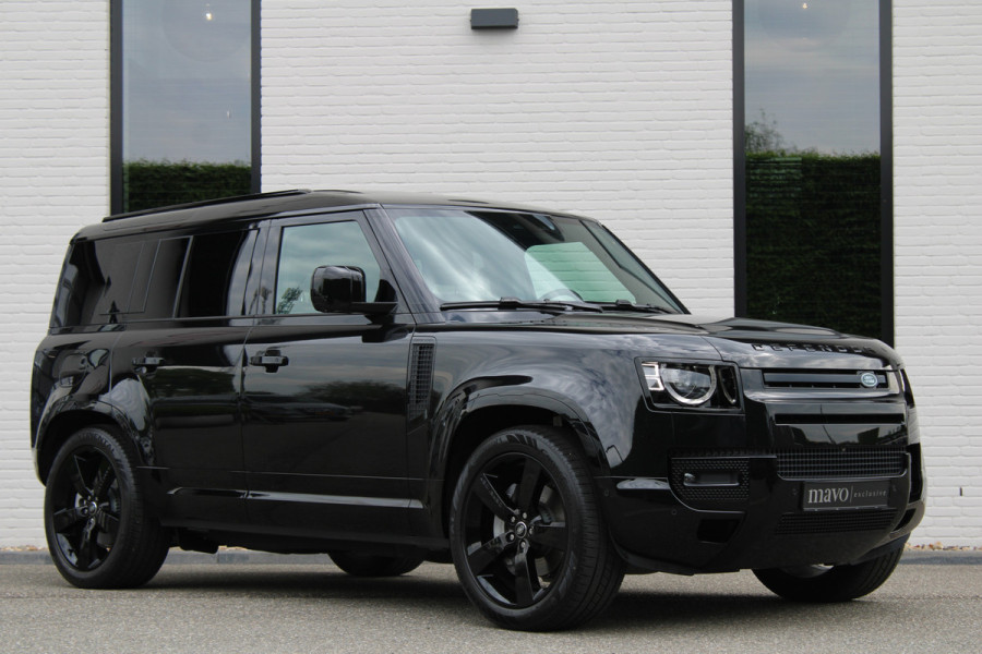Land Rover Defender 110 3.0 D300 / 110 / X-Dynamic / HSE / Luchtvering / Panorama / Vol Opties / NIEUW