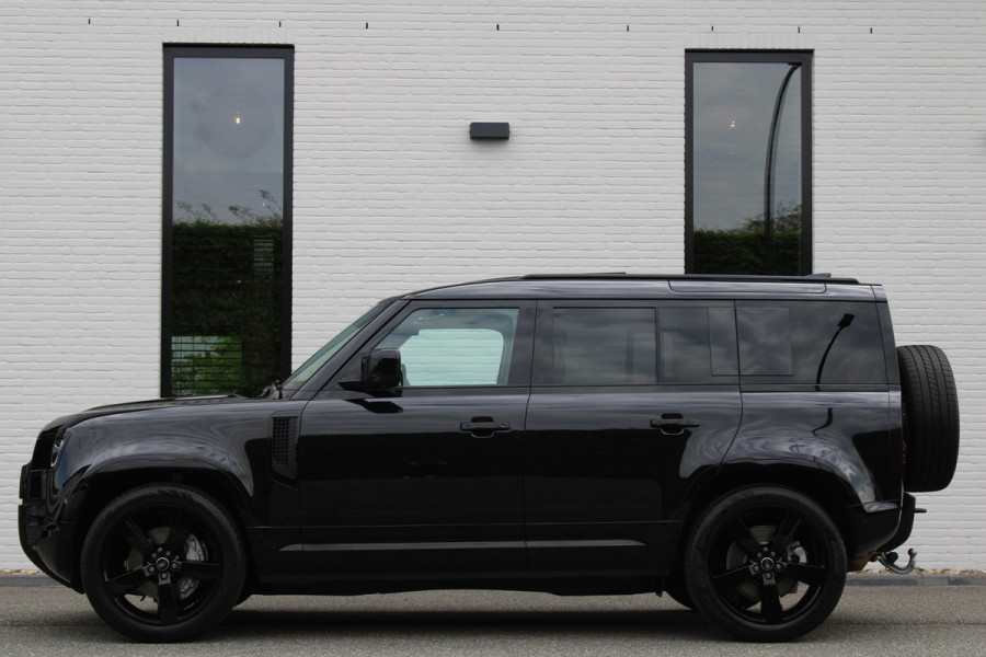 Land Rover Defender 110 3.0 D300 / 110 / X-Dynamic / HSE / Luchtvering / Panorama / Vol Opties / NIEUW