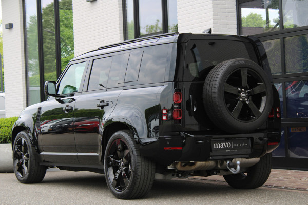 Land Rover Defender 110 3.0 D300 / 110 / X-Dynamic / HSE / Luchtvering / Panorama / Vol Opties / NIEUW