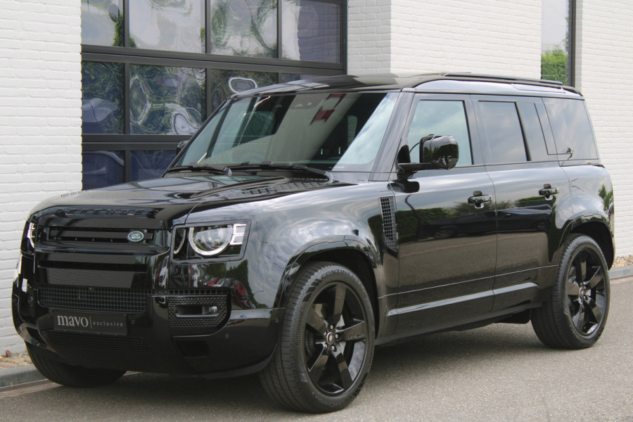 Land Rover Defender 110 3.0 D300 / 110 / X-Dynamic / HSE / Luchtvering / Panorama / Vol Opties / NIEUW