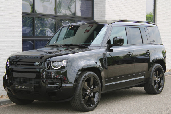 Land Rover Defender 110 3.0 D300 / 110 / X-Dynamic / HSE / Luchtvering / Panorama / Vol Opties / NIEUW