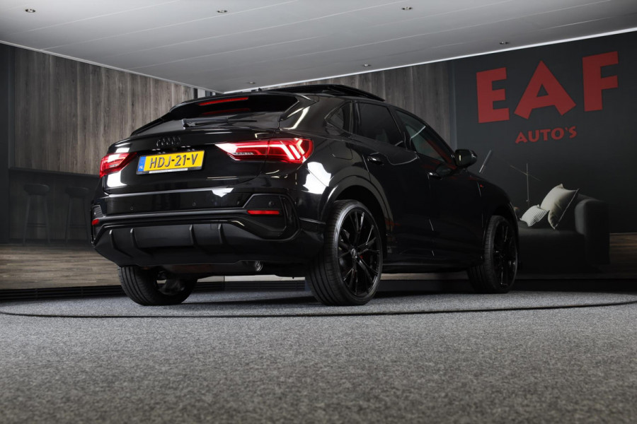 Audi Q3 Sportback 45 TFSI e S Line / 21 Inch / AUT / Acc / Lane Assist / Camera / Dode Hoek / Open Panoramadak / Matrix