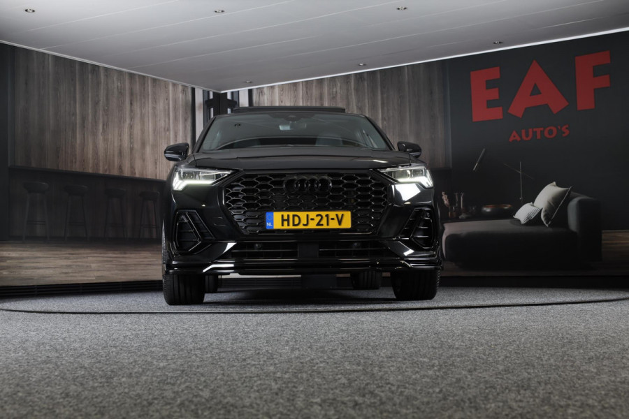 Audi Q3 Sportback 45 TFSI e S Line / 21 Inch / AUT / Acc / Lane Assist / Camera / Dode Hoek / Open Panoramadak / Matrix
