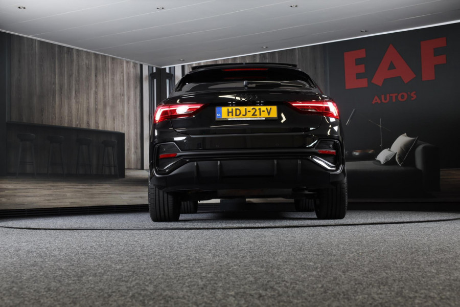 Audi Q3 Sportback 45 TFSI e S Line / 21 Inch / AUT / Acc / Lane Assist / Camera / Dode Hoek / Open Panoramadak / Matrix