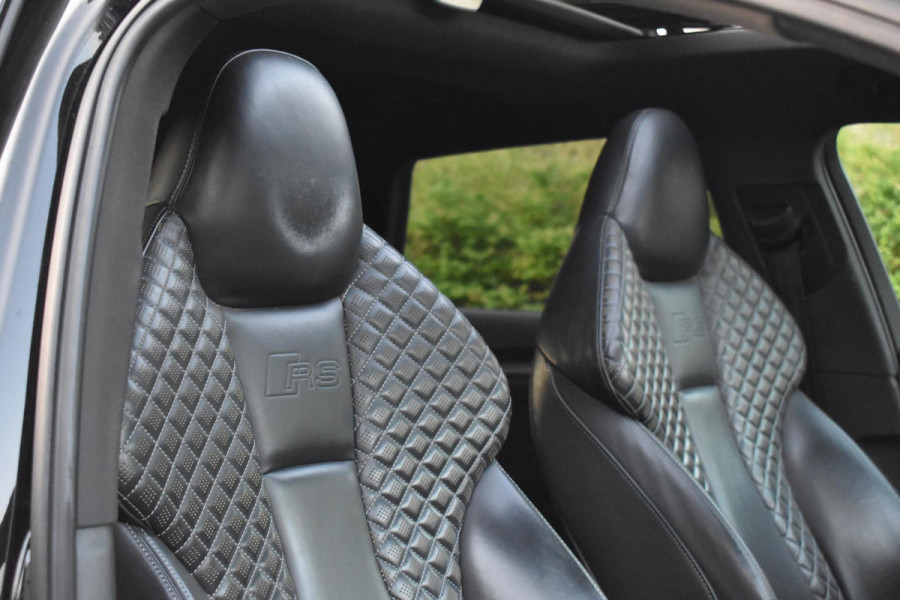 Audi A3 Sportback 2.5 TFSI RS 3 quattro Pano Kuipstoelen B&O Leder RS3
