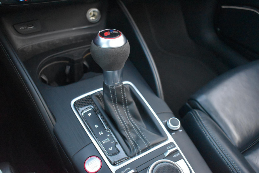 Audi A3 Sportback 2.5 TFSI RS 3 quattro Pano Kuipstoelen B&O Leder RS3