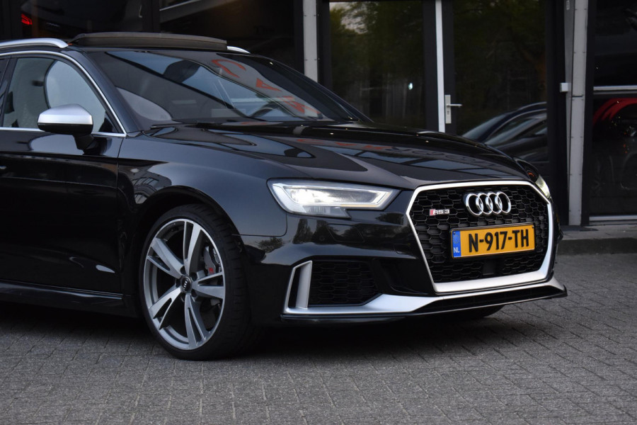 Audi A3 Sportback 2.5 TFSI RS 3 quattro Pano Kuipstoelen B&O Leder RS3