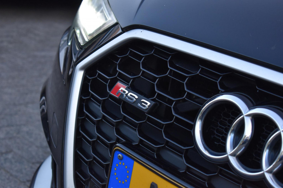 Audi A3 Sportback 2.5 TFSI RS 3 quattro Pano Kuipstoelen B&O Leder RS3