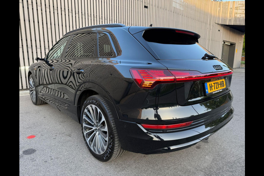 Audi e-tron E-tron 50 quattro S-Line edition Black 71 kWh - Pano