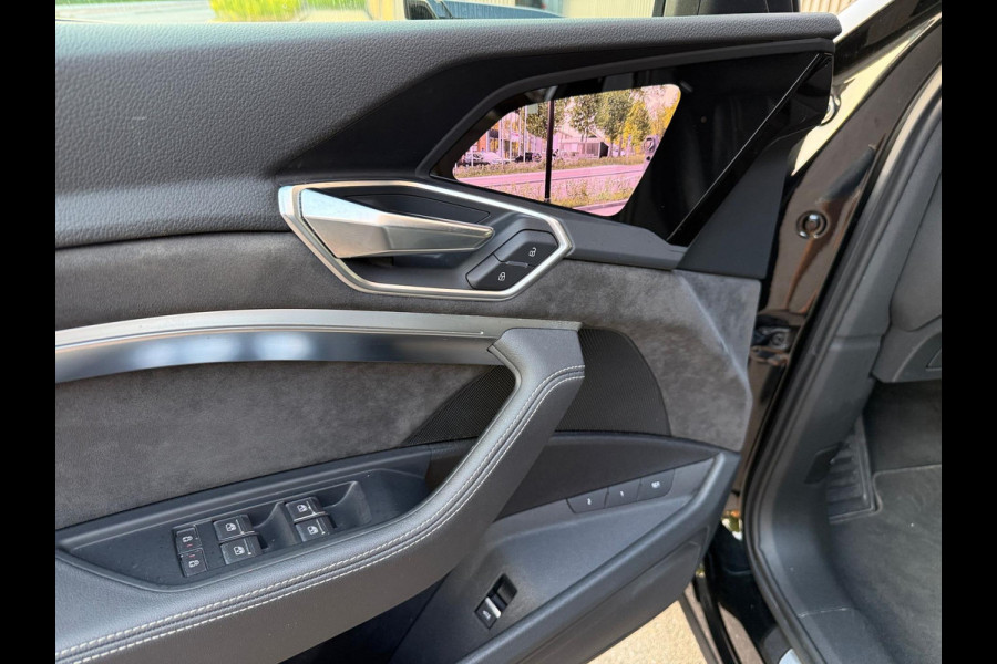 Audi e-tron E-tron 50 quattro S-Line edition Black 71 kWh - Pano