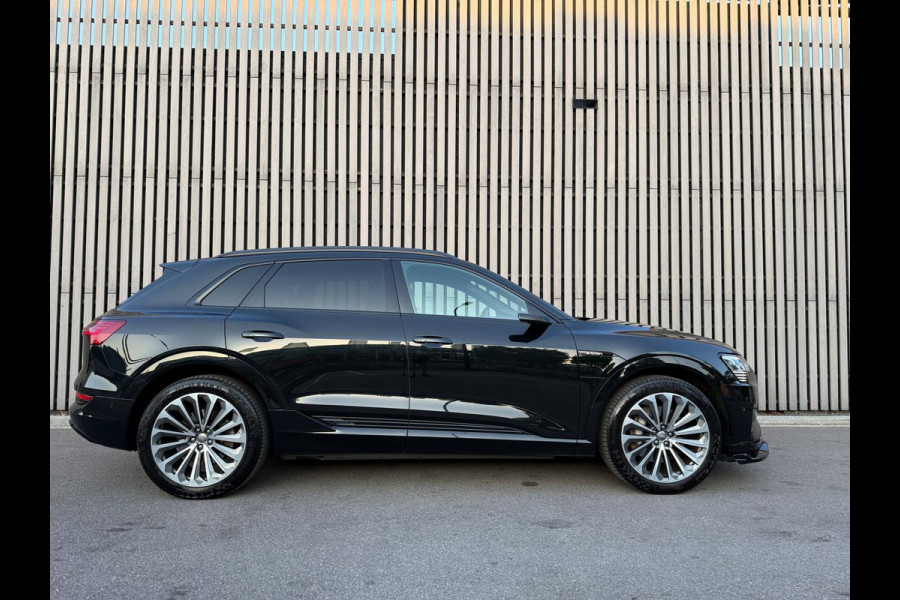 Audi e-tron E-tron 50 quattro S-Line edition Black 71 kWh - Pano