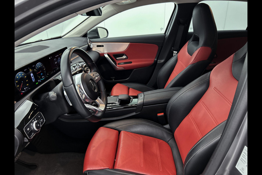 Mercedes-Benz A-Klasse 250 e AMG Plug-In Hybride | AMG Line | Lederen Bekleding | Spiegelpakket | Smartphone intergratie | Inclusief 24 maanden MB Certified garantie voor Europa.