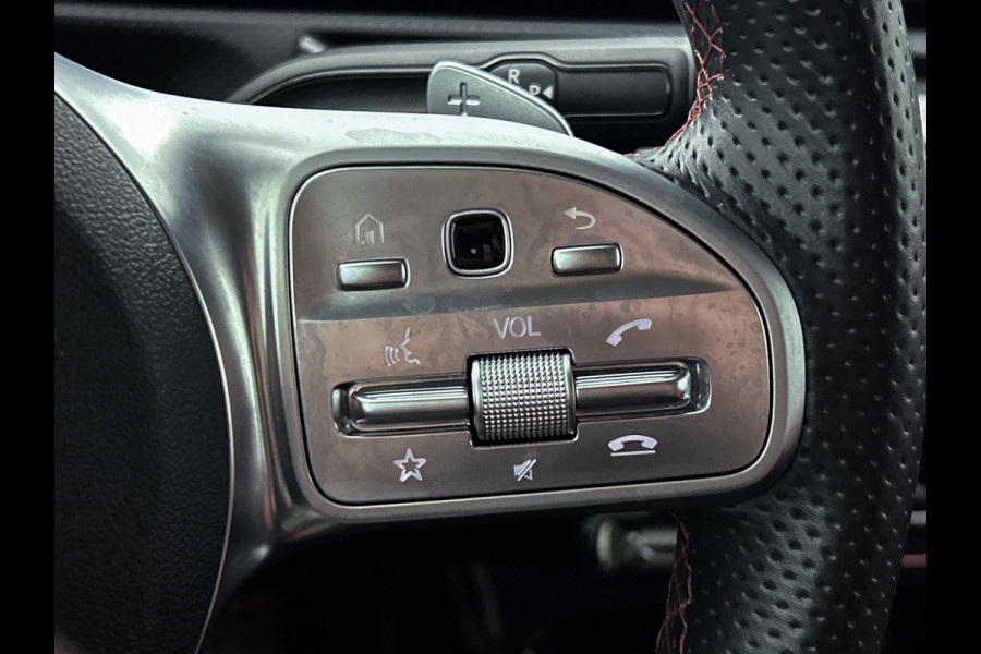Mercedes-Benz A-Klasse 250 e AMG Plug-In Hybride | AMG Line | Lederen Bekleding | Spiegelpakket | Smartphone intergratie | Inclusief 24 maanden MB Certified garantie voor Europa.