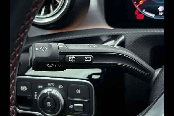 Mercedes-Benz A-Klasse 250 e AMG Plug-In Hybride | AMG Line | Lederen Bekleding | Spiegelpakket | Smartphone intergratie | Inclusief 24 maanden MB Certified garantie voor Europa.