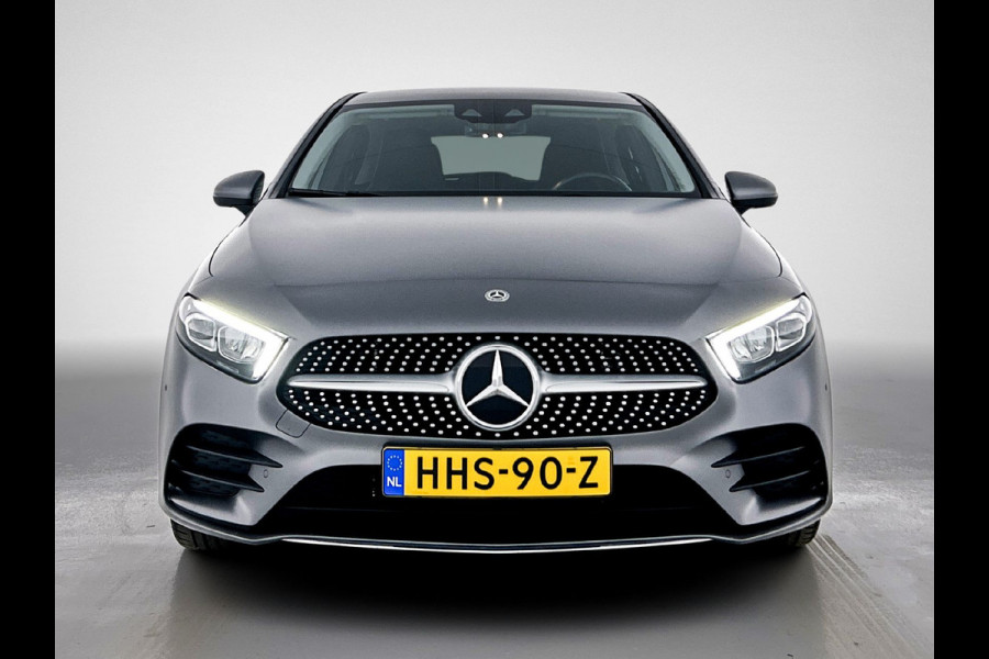 Mercedes-Benz A-Klasse 250 e AMG Plug-In Hybride | AMG Line | Lederen Bekleding | Spiegelpakket | Smartphone intergratie | Inclusief 24 maanden MB Certified garantie voor Europa.