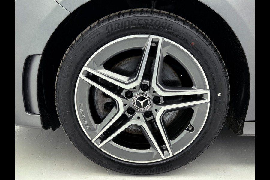 Mercedes-Benz A-Klasse 250 e AMG Plug-In Hybride | AMG Line | Lederen Bekleding | Spiegelpakket | Smartphone intergratie | Inclusief 24 maanden MB Certified garantie voor Europa.