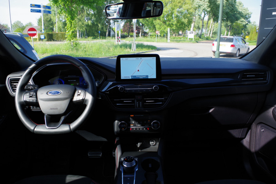 Ford Kuga 2.5 PHEV 225 PK ST-Line X, Panoramadak, B&O Sound, Winterpakket, Adap. Cruise Control