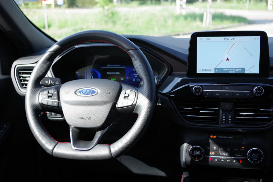 Ford Kuga 2.5 PHEV 225 PK ST-Line X, Panoramadak, B&O Sound, Winterpakket, Adap. Cruise Control