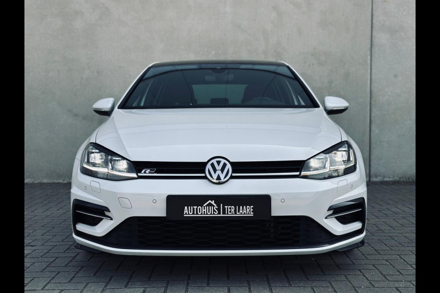 Volkswagen Golf 1.5 TSI 3x R-Line DSG Virtual Carplay LED 18''