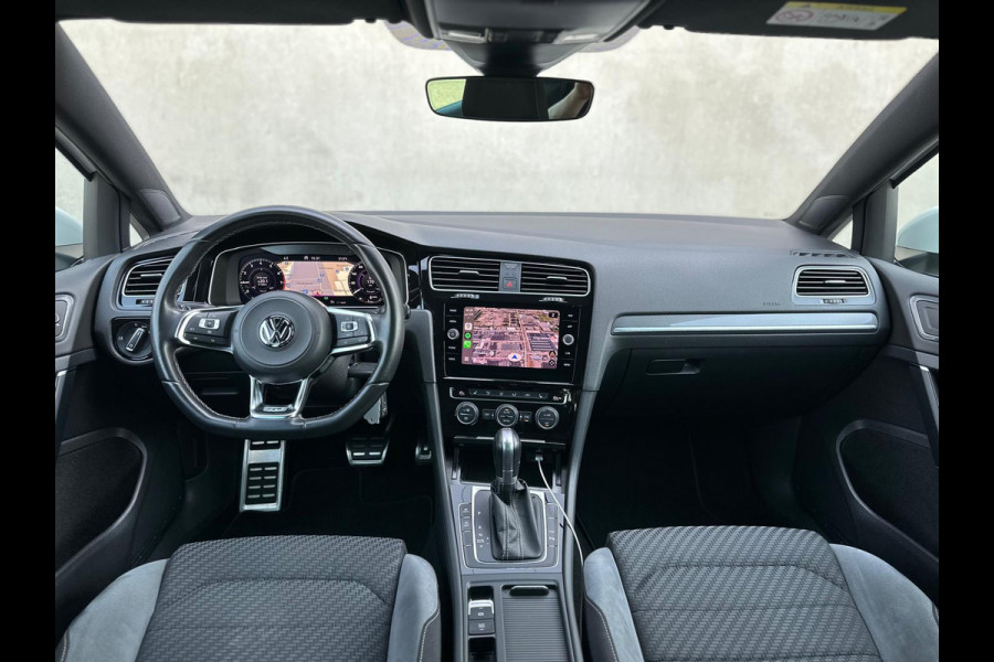 Volkswagen Golf 1.5 TSI 3x R-Line DSG Virtual Carplay LED 18''