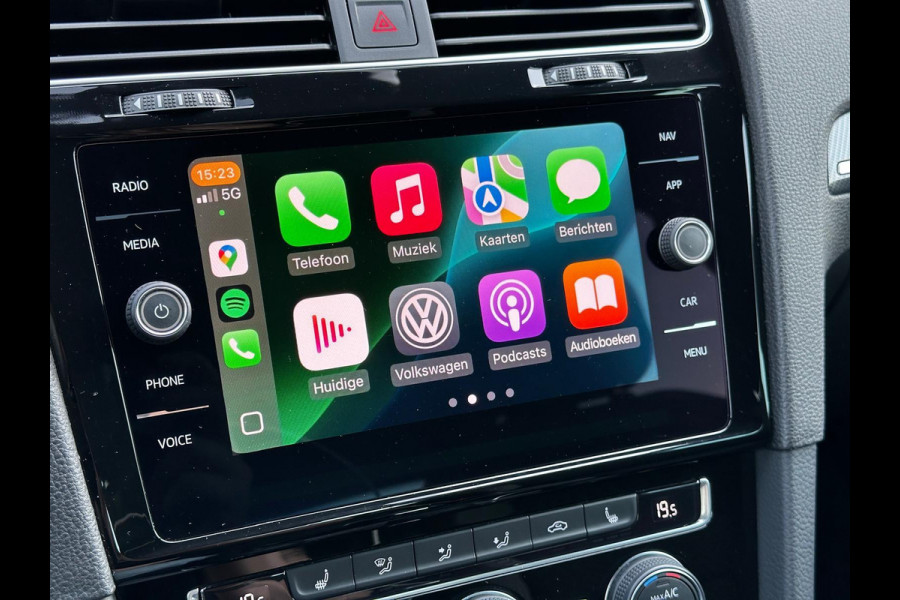 Volkswagen Golf 1.5 TSI 3x R-Line DSG Virtual Carplay LED 18''