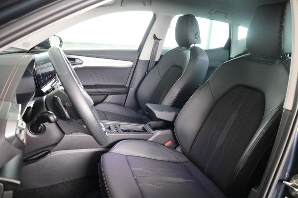 CUPRA Formentor 1.4 TSI e-Hybrid Essential 204 pk Automaat (DSG) | Autom. airco (3 zones) | Parkeersensoren achter | Adaptieve cruise control | LED koplampen |