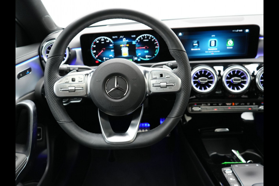 Mercedes-Benz CLA-Klasse Shooting Brake 250 e AMG Plug In Hybrid PHEV | Panodak | Alcantara Sportstoelen Verwarmd & Ventilatie | Widescreen Navi | L.M. 19" | Sfeerverlichting | Carplay | 360 Camera |