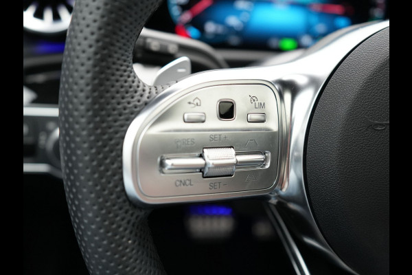 Mercedes-Benz CLA-Klasse Shooting Brake 250 e AMG Plug In Hybrid PHEV | Panodak | Alcantara Sportstoelen Verwarmd & Ventilatie | Widescreen Navi | L.M. 19" | Sfeerverlichting | Carplay | 360 Camera |