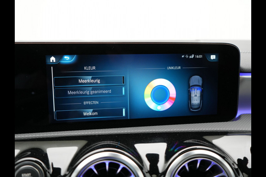 Mercedes-Benz CLA-Klasse Shooting Brake 250 e AMG Plug In Hybrid PHEV | Panodak | Alcantara Sportstoelen Verwarmd & Ventilatie | Widescreen Navi | L.M. 19" | Sfeerverlichting | Carplay | 360 Camera |