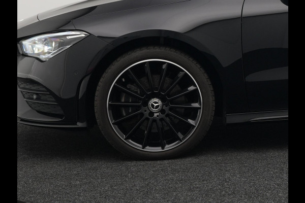Mercedes-Benz CLA-Klasse Shooting Brake 250 e AMG Plug In Hybrid PHEV | Panodak | Alcantara Sportstoelen Verwarmd & Ventilatie | Widescreen Navi | L.M. 19" | Sfeerverlichting | Carplay | 360 Camera |